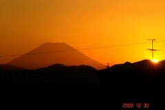 日没と富士山12/20、3。クリックして大きくしてくださいね。r1