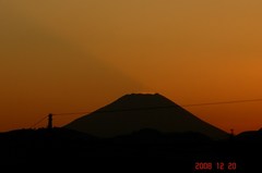 日没と富士山12/20、4。クリックして大きくしてくださいね。r1