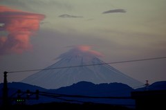 夕景富士山12'06/20。α77 SLT-A77V 70-300mm F4.5-5.6 G SSM SAL70300G。クリックすると大きくなります。