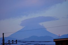 富士山11'10/31。α55 SLT-A55VY 70-300mm F4.5-5.6 G SSM SAL70300G。クリックすると大きくなります。