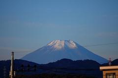 富士山11'11/22。α55 SLT-A55VY 70-300mm F4.5-5.6 G SSM SAL70300G。クリックすると大きくなります。